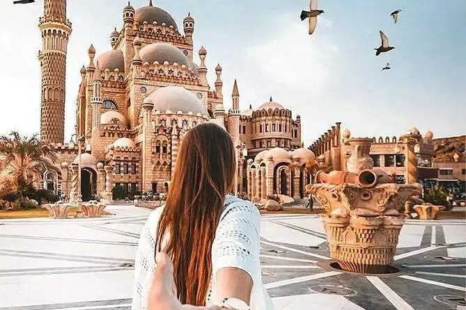 Sharm El Sheikh: Private City Tour with Old Market Shopping & Optional Farsha Cafe Visit